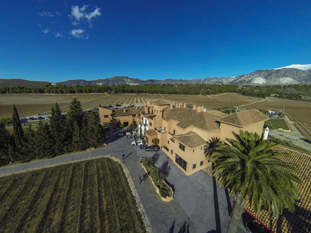 Hotel & Winery Senorio De Nevada Villamena Extérieur photo